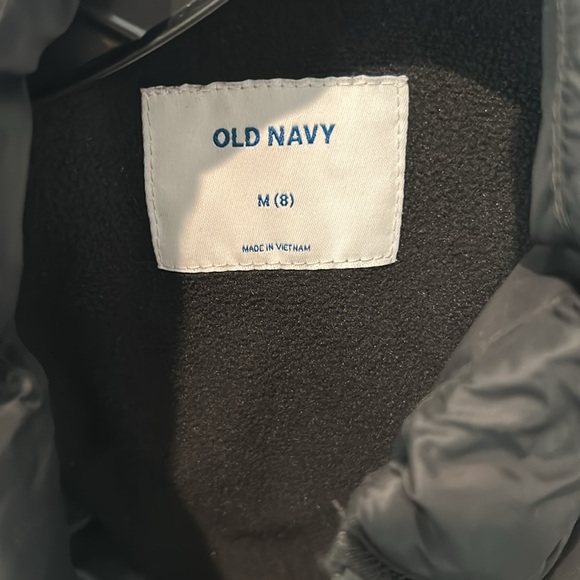 Old Navy puffer vest - Picture 3 of 3